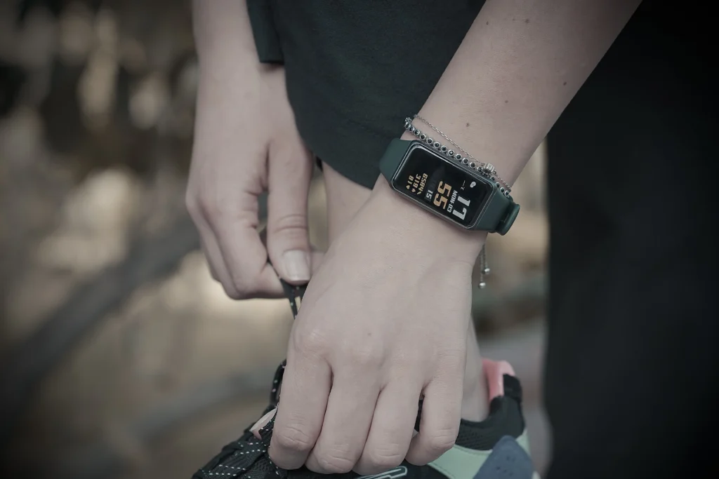 Smart watch to track records